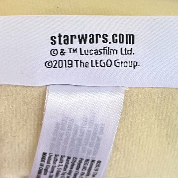 Retired LEGO Star Wars Yoda Plush – 11" 2019 Collectible - Picture 4 of 5